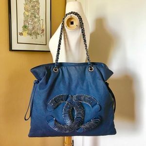 CHANEL CC Logos Chain Navy Denim tote bag